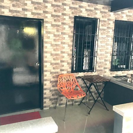 Halfway House Hostel Mactan Cebu Airport Lapu-Lapu City Eksteriør bilde