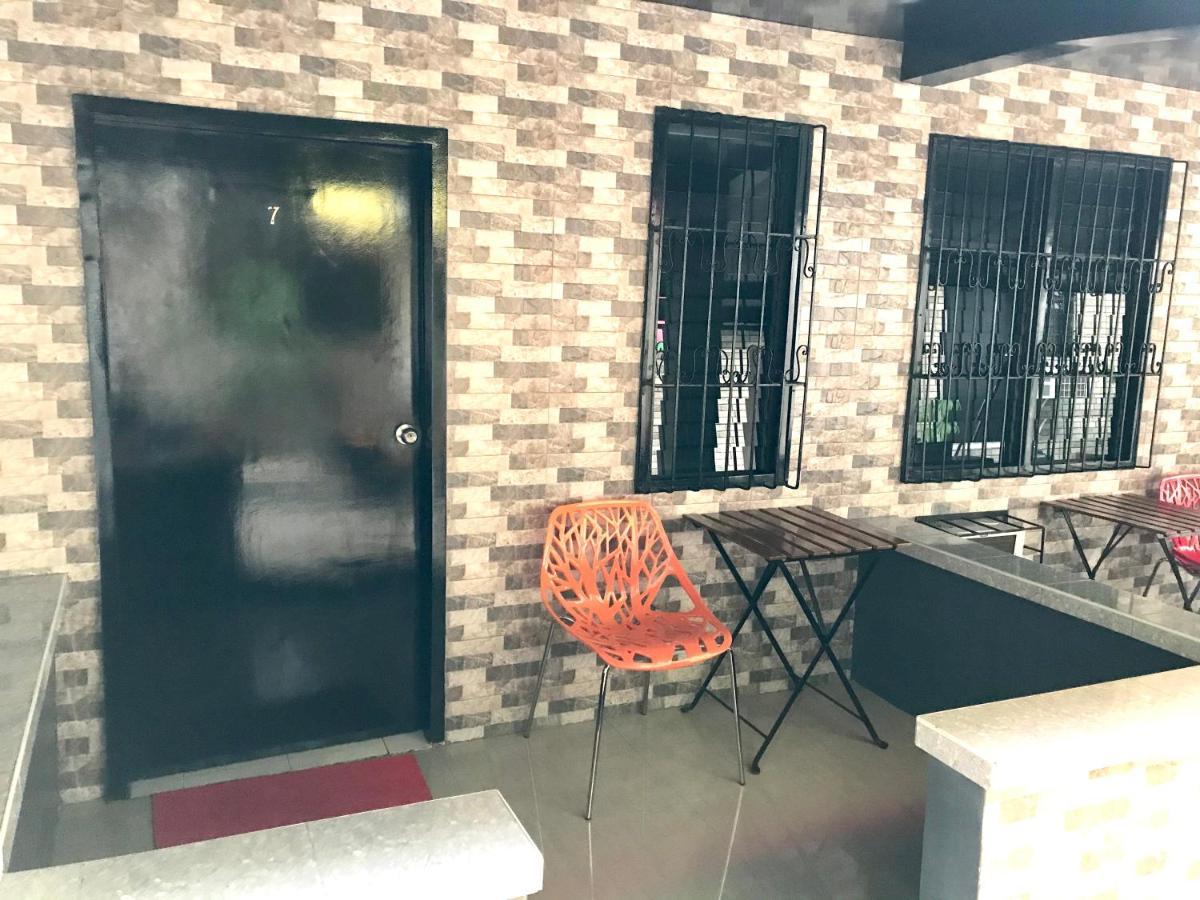 Halfway House Hostel Mactan Cebu Airport Lapu-Lapu City Eksteriør bilde
