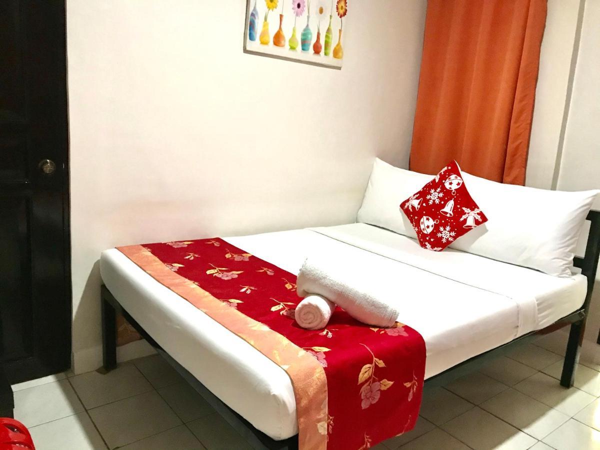 Halfway House Hostel Mactan Cebu Airport Lapu-Lapu City Eksteriør bilde