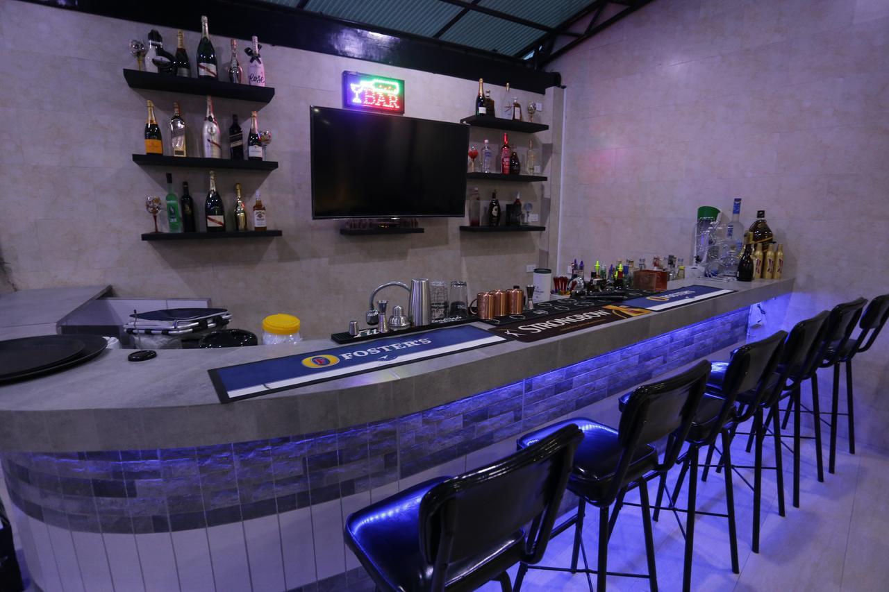 Halfway House Hostel Mactan Cebu Airport Lapu-Lapu City Eksteriør bilde