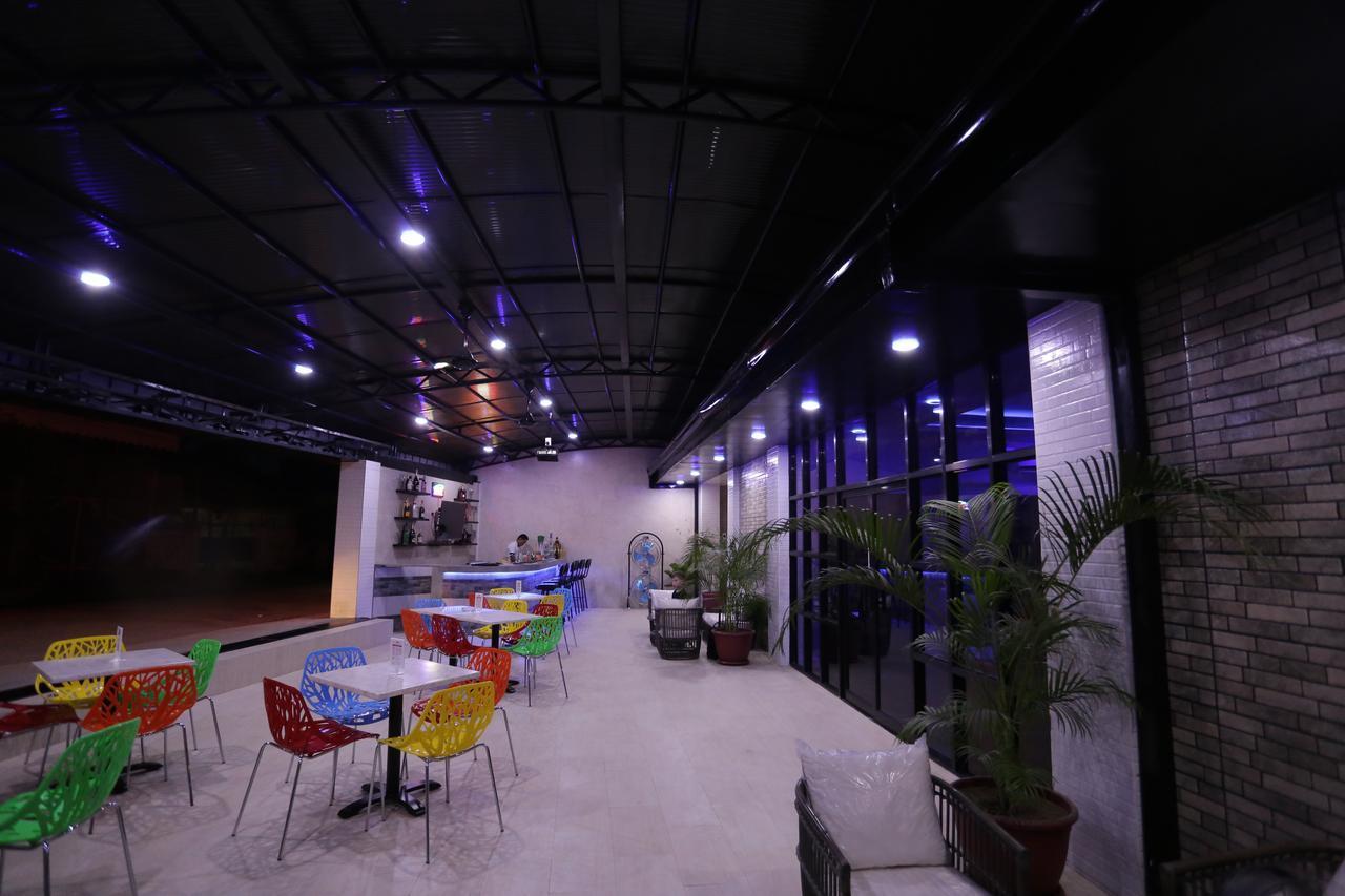 Halfway House Hostel Mactan Cebu Airport Lapu-Lapu City Eksteriør bilde