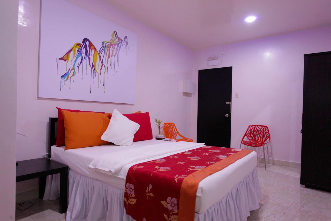 Halfway House Hostel Mactan Cebu Airport Lapu-Lapu City Eksteriør bilde
