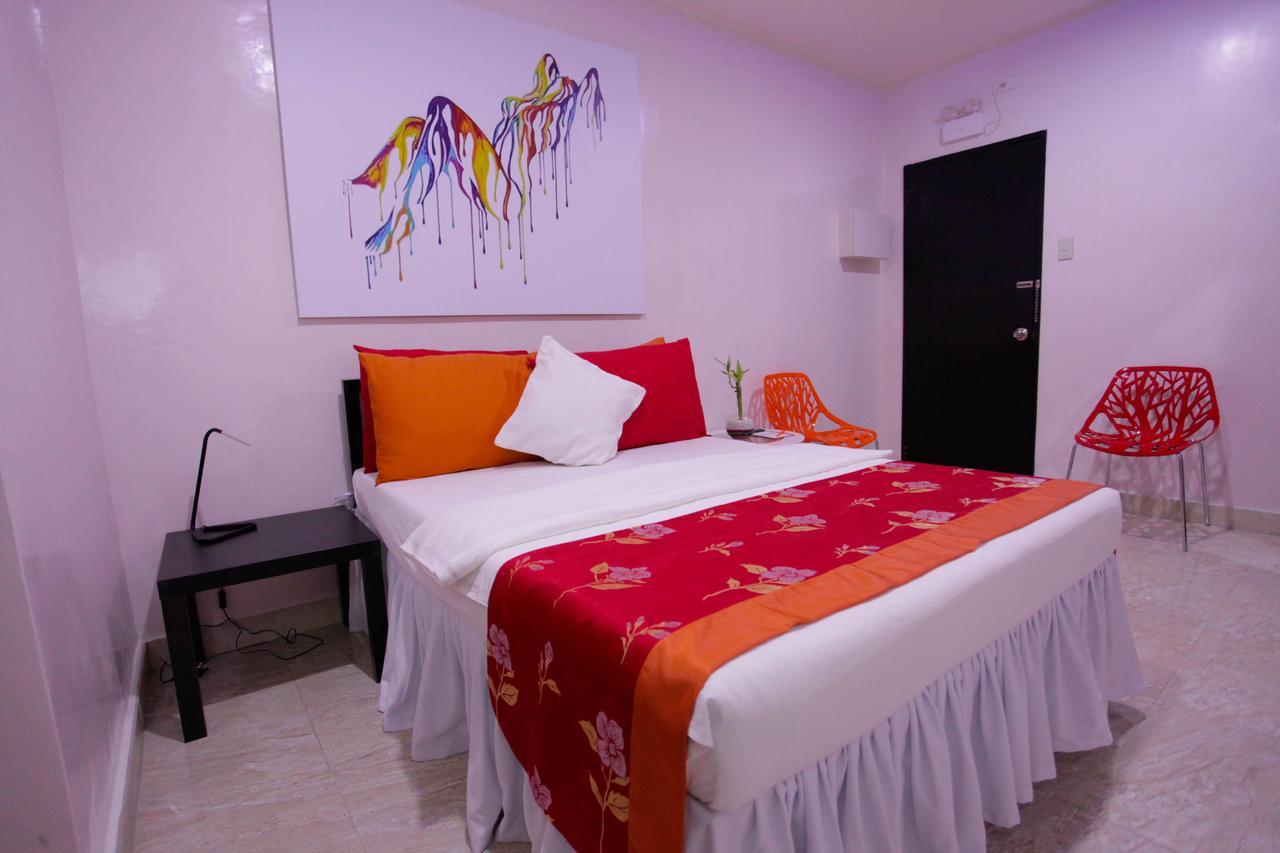 Halfway House Hostel Mactan Cebu Airport Lapu-Lapu City Eksteriør bilde